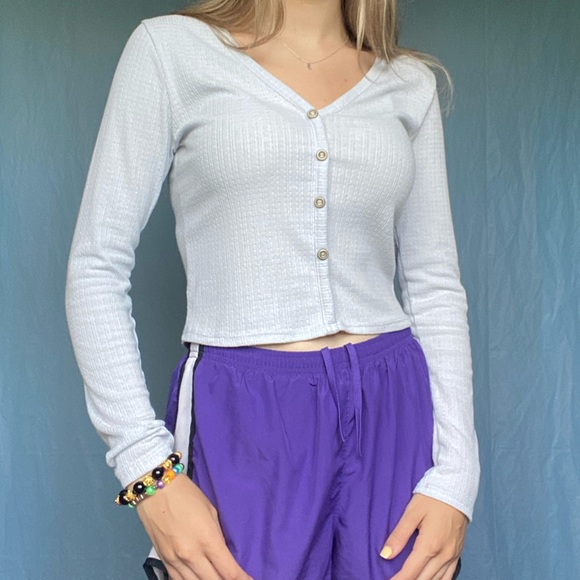 Donating soon!! Caution To The Wind Button Blueish Longsleeve Top - Picture 8 of 12